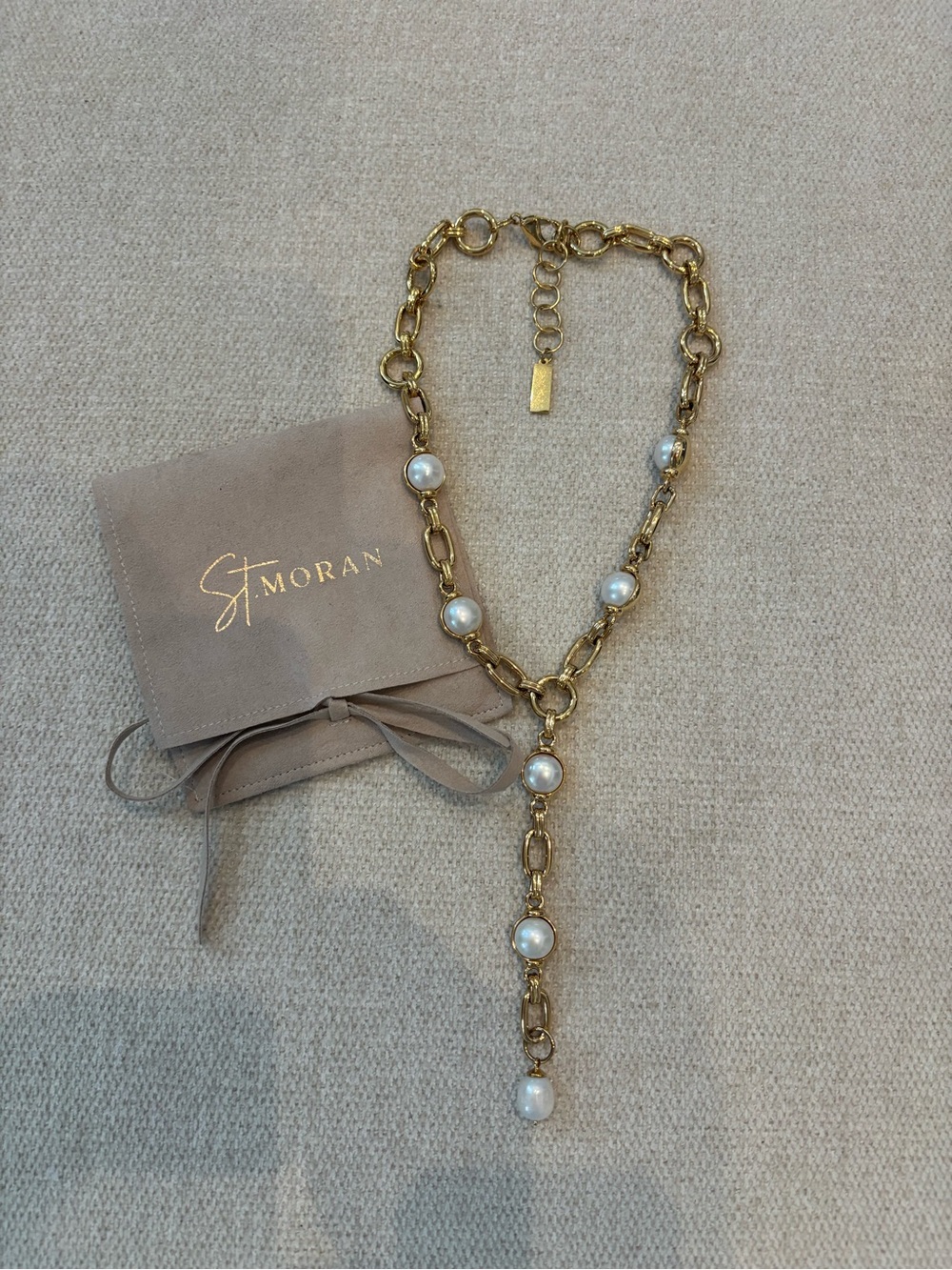 Gold Chain Necklace with White Pearls